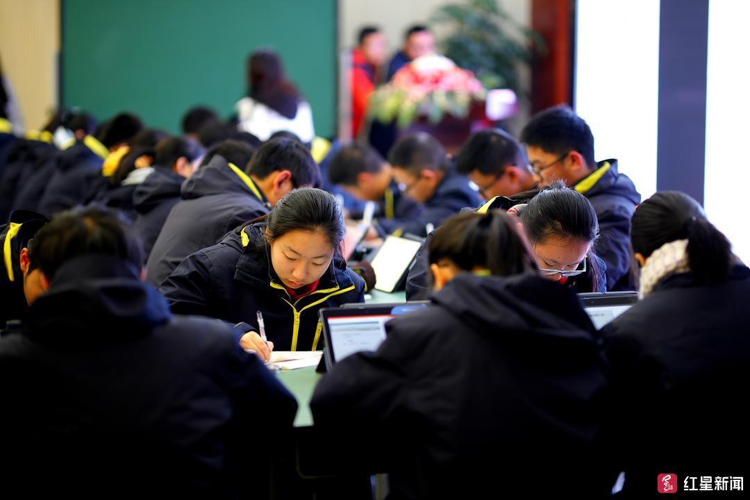 二一还能与九伴，对奖二六定睇清打一正确生肖详细解答、解释与落实、综合解答解释落实