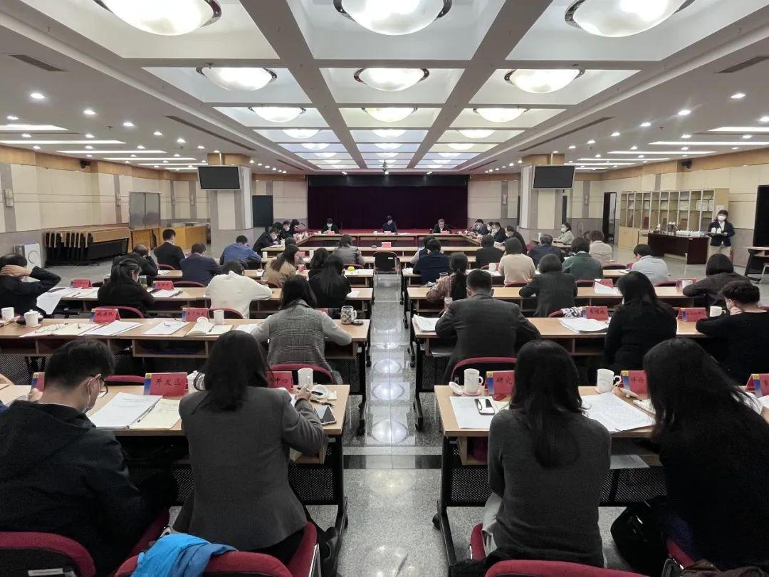 仙羊下界遍地春一举五合猴蛇战打一生肖，详细解答、统计解答解释落实